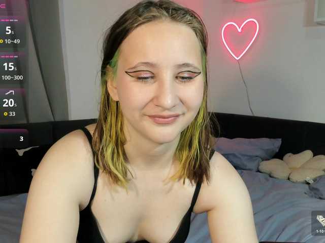 ChristyWeb live cam on BongaCams