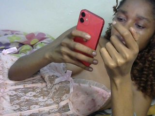 Truegirl2's Live Webcam