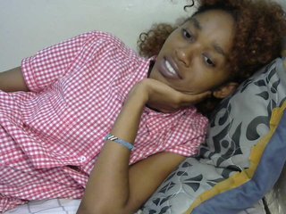 Truegirl2's Live Webcam