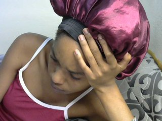 Truegirl2's Live Webcam