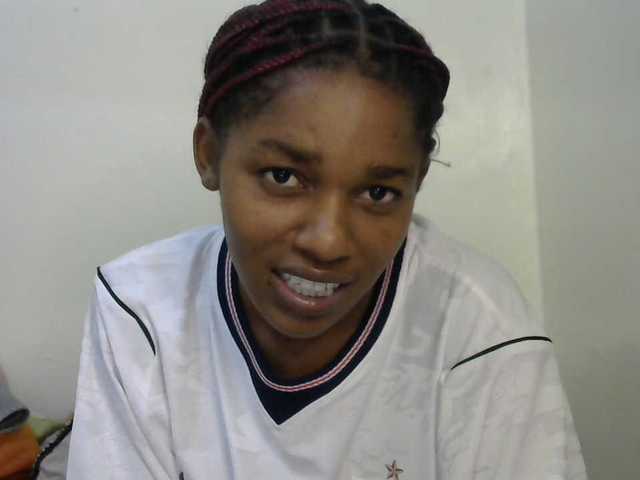 Truegirl2 live webcam show