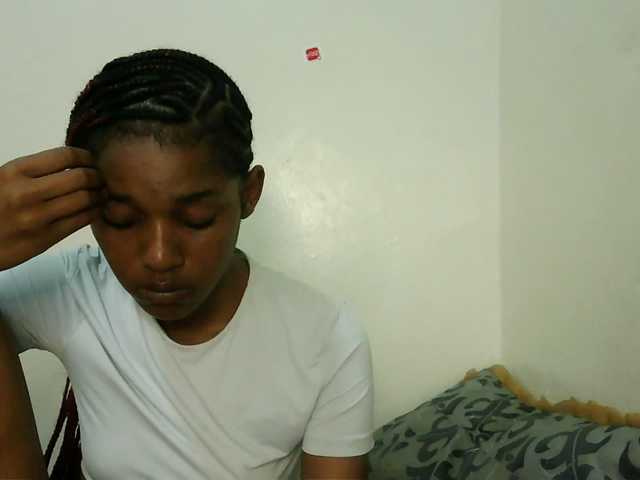 Truegirl2 live cam on BongaCams