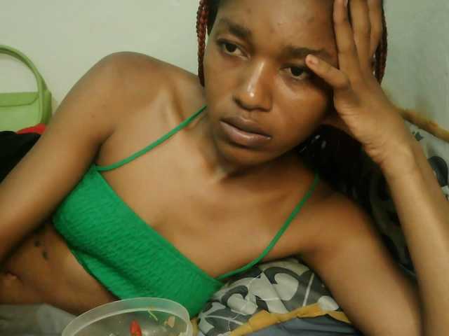 Truegirl2 live cam on BongaCams