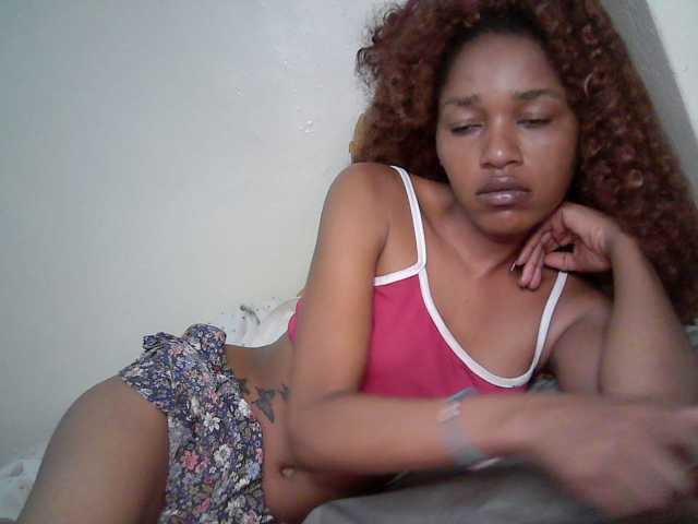 Truegirl2 live cam on BongaCams