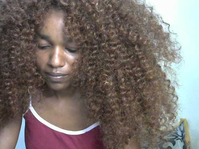 Truegirl2 live cam on BongaCams