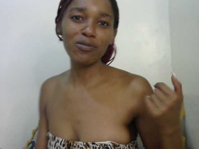 Truegirl2 live webcam show