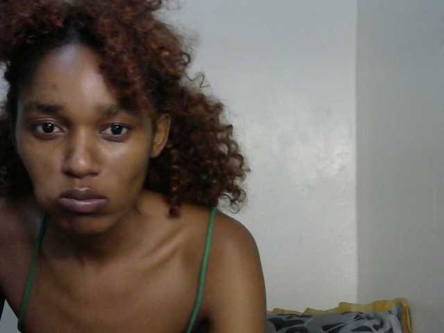 Truegirl2 live cam on BongaCams
