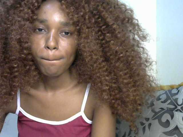 Truegirl2 live cam on BongaCams