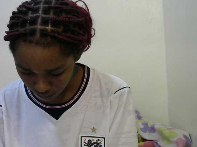 Truegirl2 live cam on BongaCams