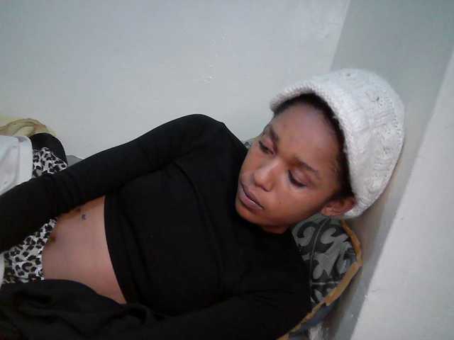 Truegirl2 live cam preview