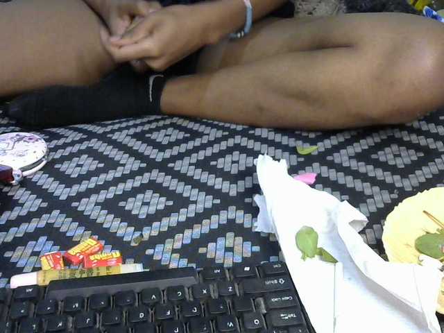 Truegirl2 live cam on BongaCams