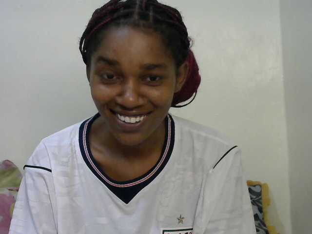 Truegirl2 live cam on BongaCams