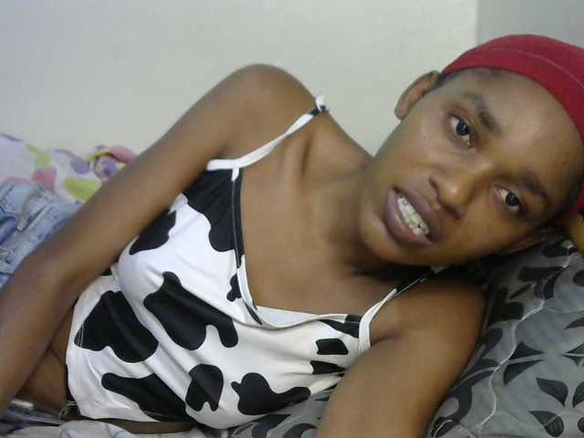 Truegirl2 live cam on BongaCams