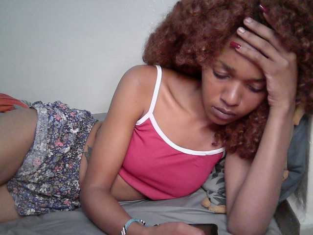 Truegirl2 live cam on BongaCams