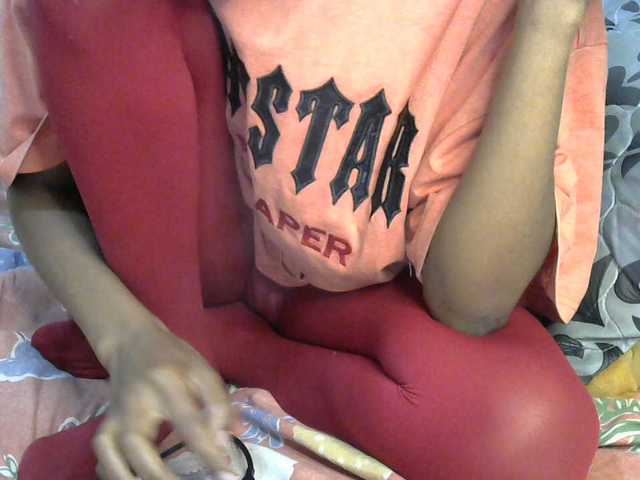 Truegirl2 live cam on BongaCams