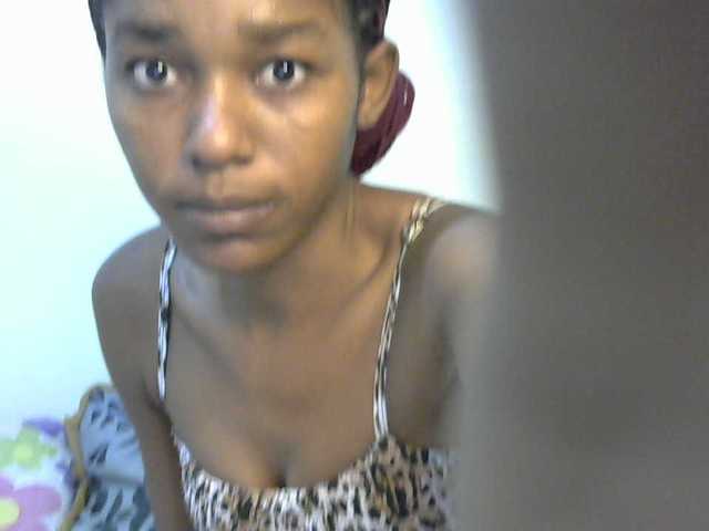 Truegirl2 live cam on BongaCams