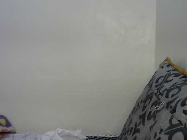 Truegirl2 live cam on BongaCams