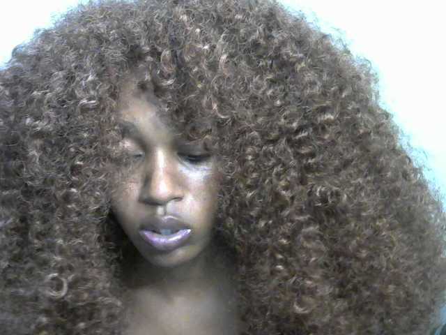 Truegirl2 live cam on BongaCams