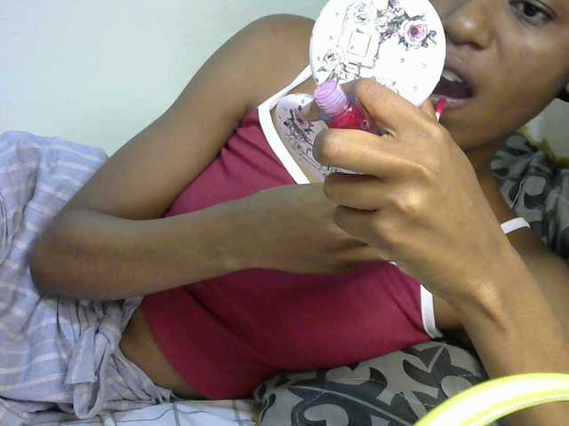 Truegirl2 live cam on BongaCams