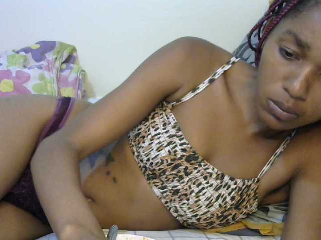 Truegirl2 live webcam show