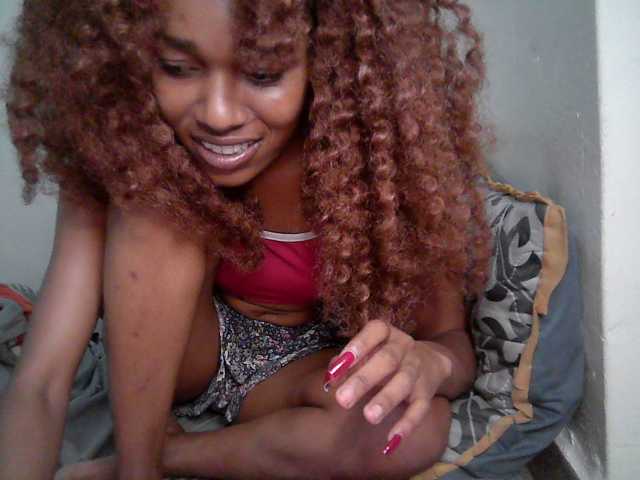 Truegirl2 live cam on BongaCams