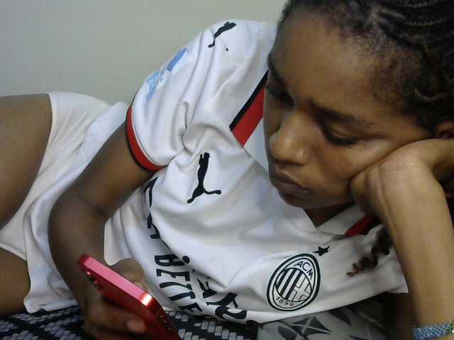 Truegirl2 live cam on BongaCams