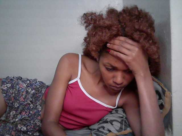 Truegirl2 live cam on BongaCams