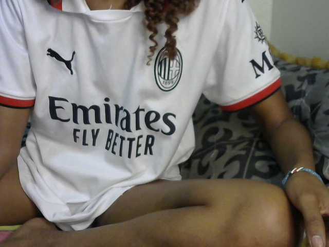 Truegirl2 live cam on BongaCams