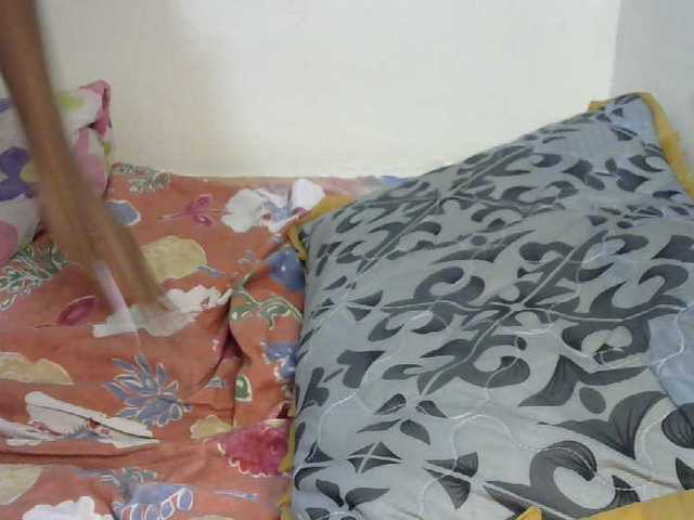 Truegirl2 live cam on BongaCams