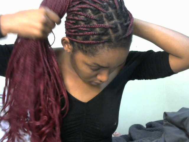 Truegirl2 live cam on BongaCams