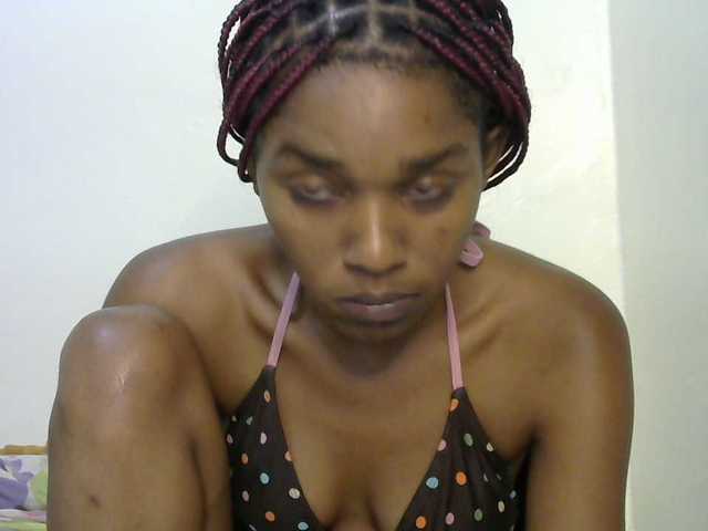 Truegirl2 live cam on BongaCams