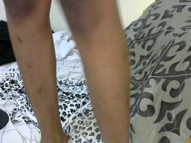 Truegirl2 live cam on BongaCams