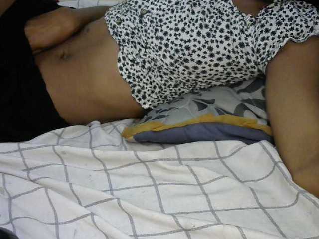 Truegirl2 live cam on BongaCams