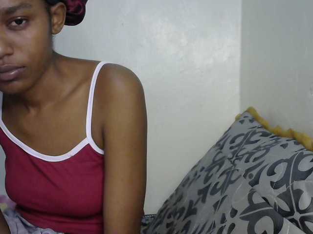 Truegirl2 live cam on BongaCams