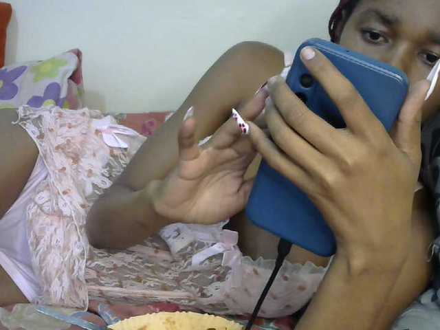 Truegirl2 live cam on BongaCams