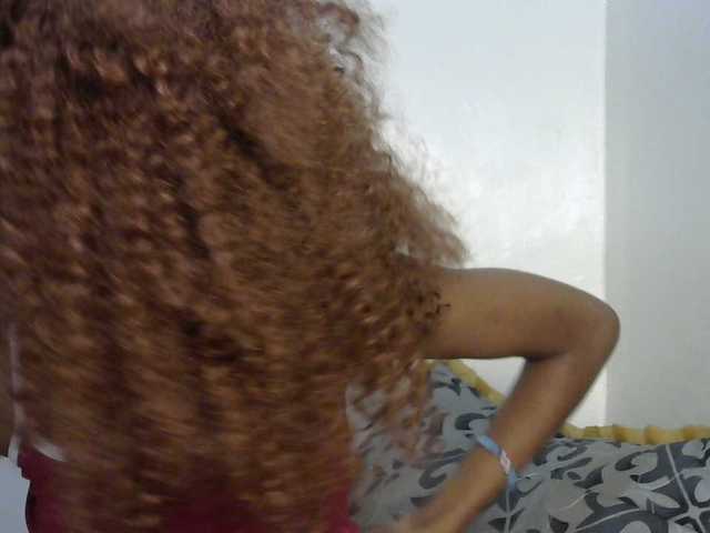 Truegirl2 live cam on BongaCams