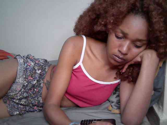 Truegirl2 webcam