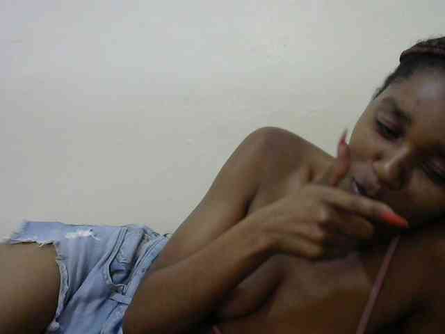 Truegirl2 webcam