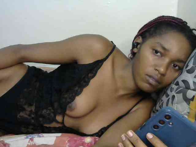 Truegirl2 webcam