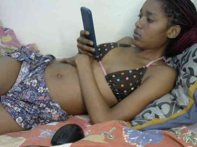 Truegirl2 webcam