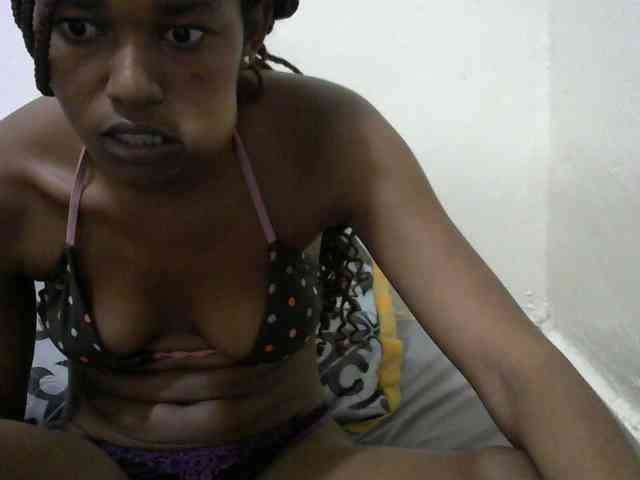 Truegirl2 webcam