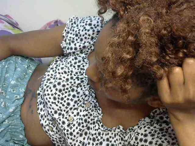 Truegirl2 webcam