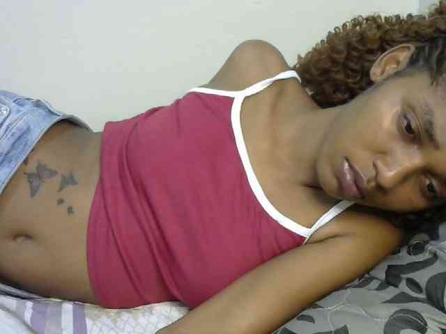 Truegirl2 webcam
