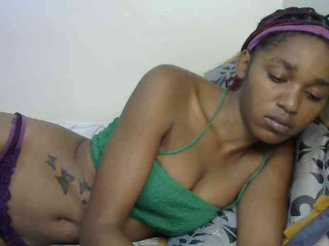 Truegirl2 webcam