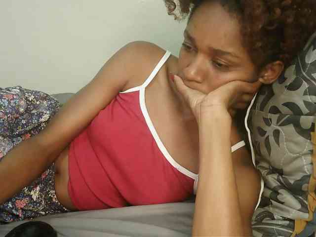 Truegirl2 webcam