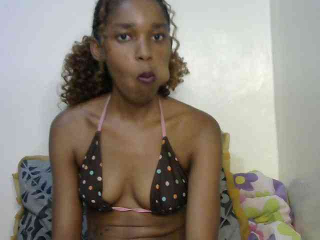 Truegirl2 webcam