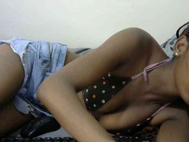 Truegirl2 webcam