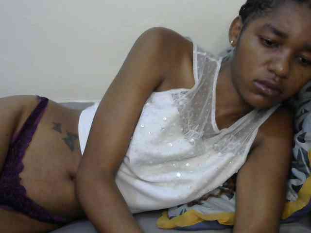Truegirl2 webcam