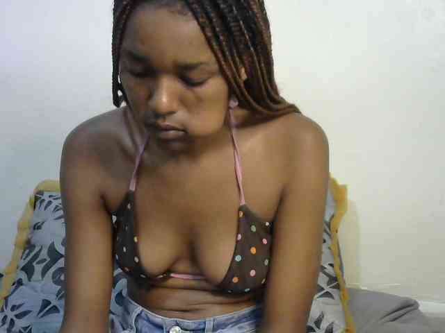 Truegirl2 webcam
