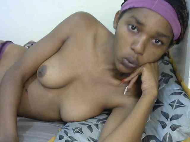 Truegirl2 webcam
